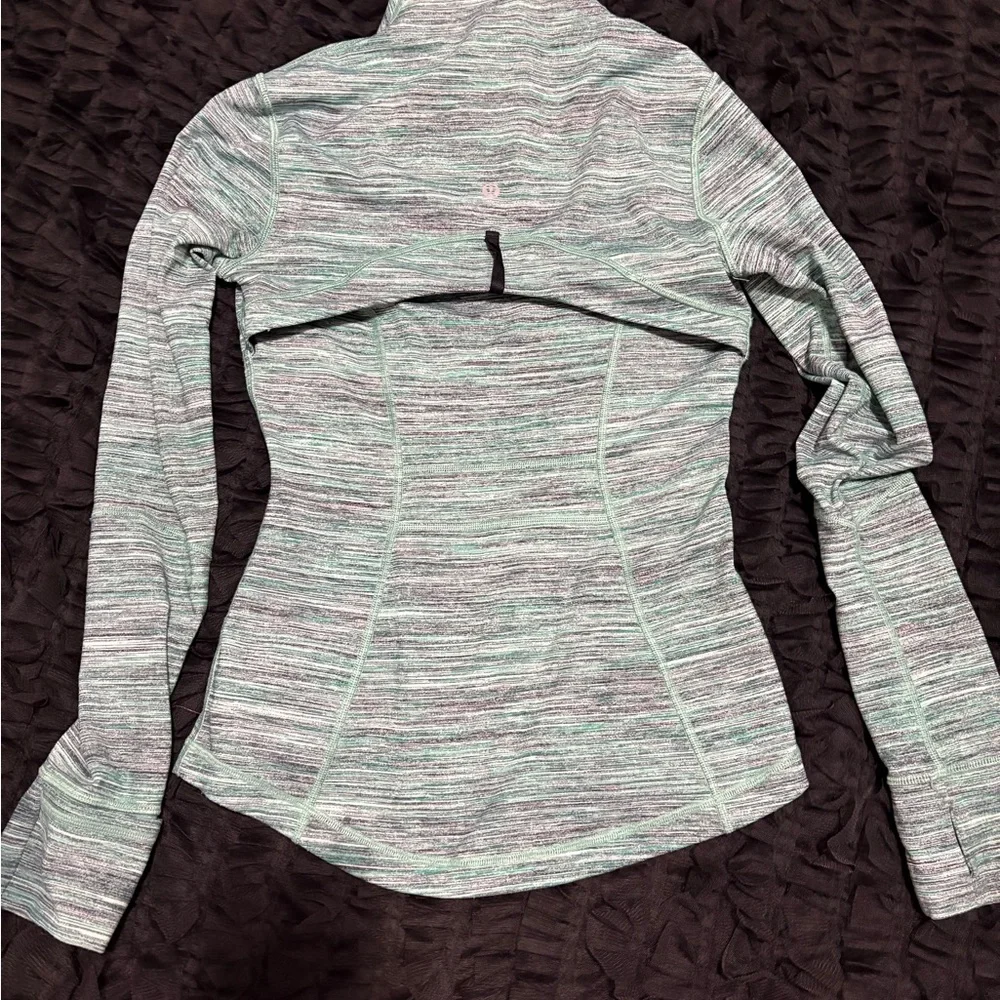 Lululemon Define Jacket w/ full zip & thumbholes. Mint Green, gray & black - Picture 2 of 8